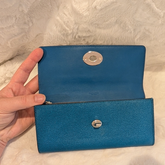 Coach Legacy Turnlock Teal & Purple Leather Wallet Silver Hardware EUC - Picture 8 of 15